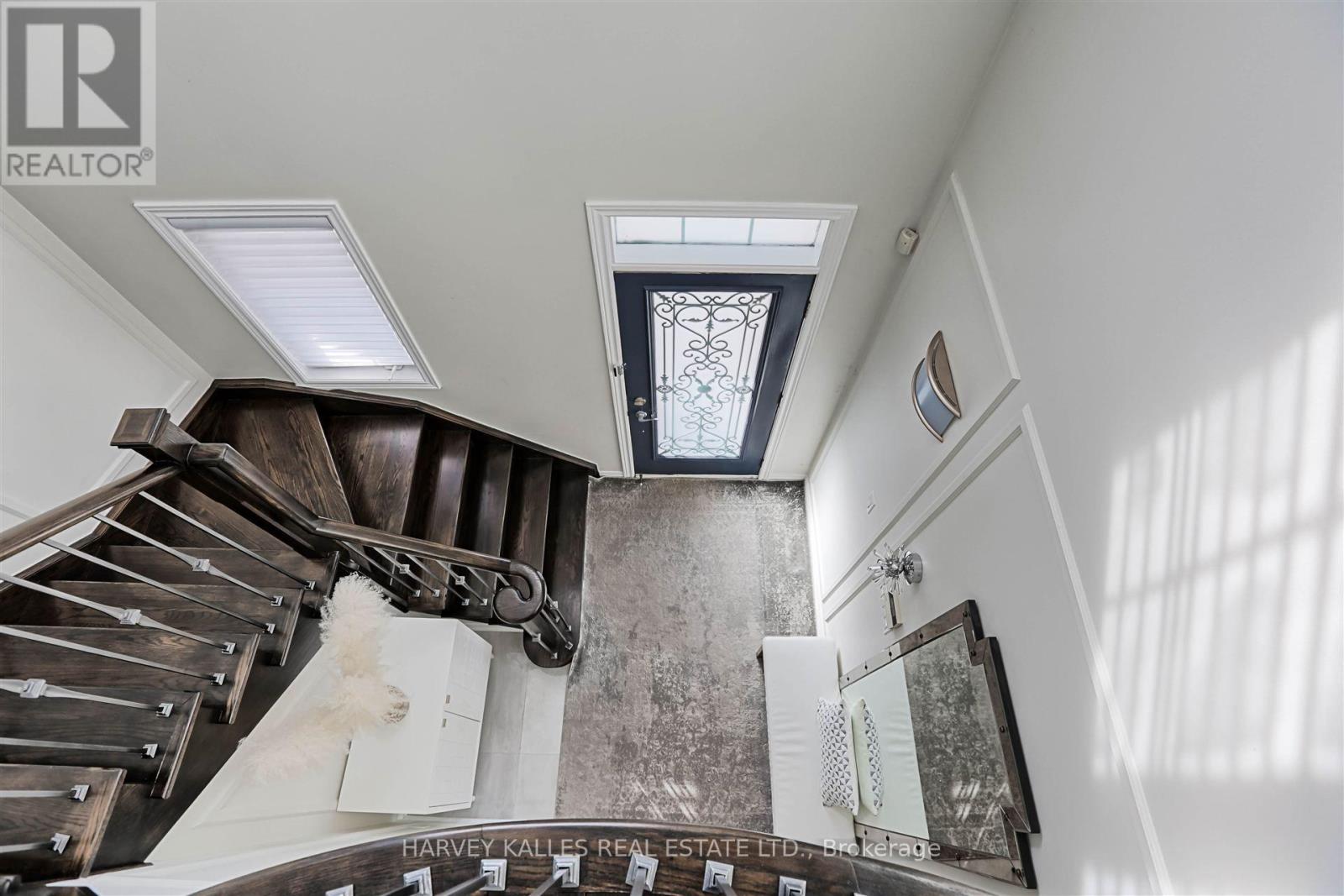 36 Canyon Gate Crescent, Vaughan, ON photo 17