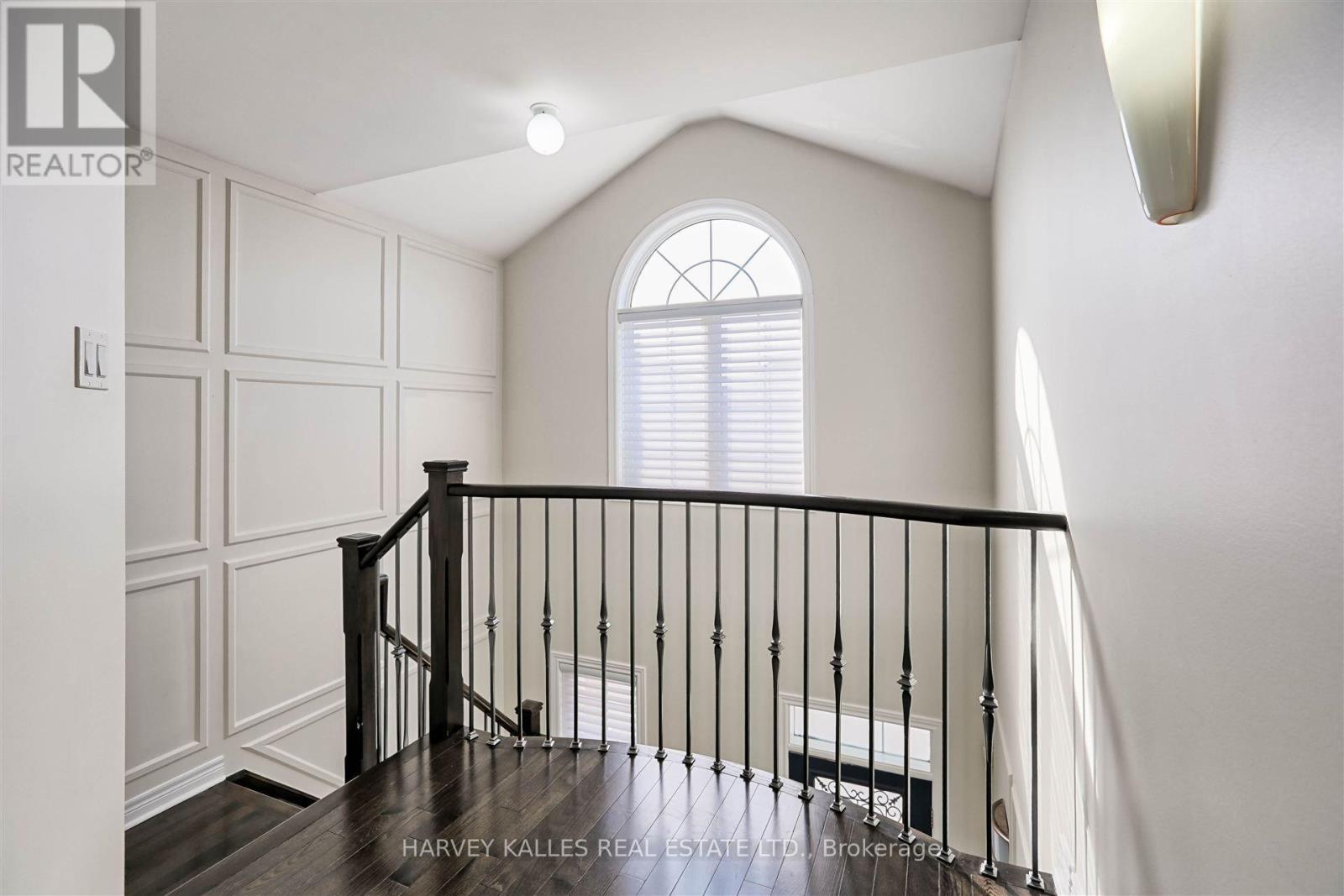 36 Canyon Gate Crescent, Vaughan, ON photo 18