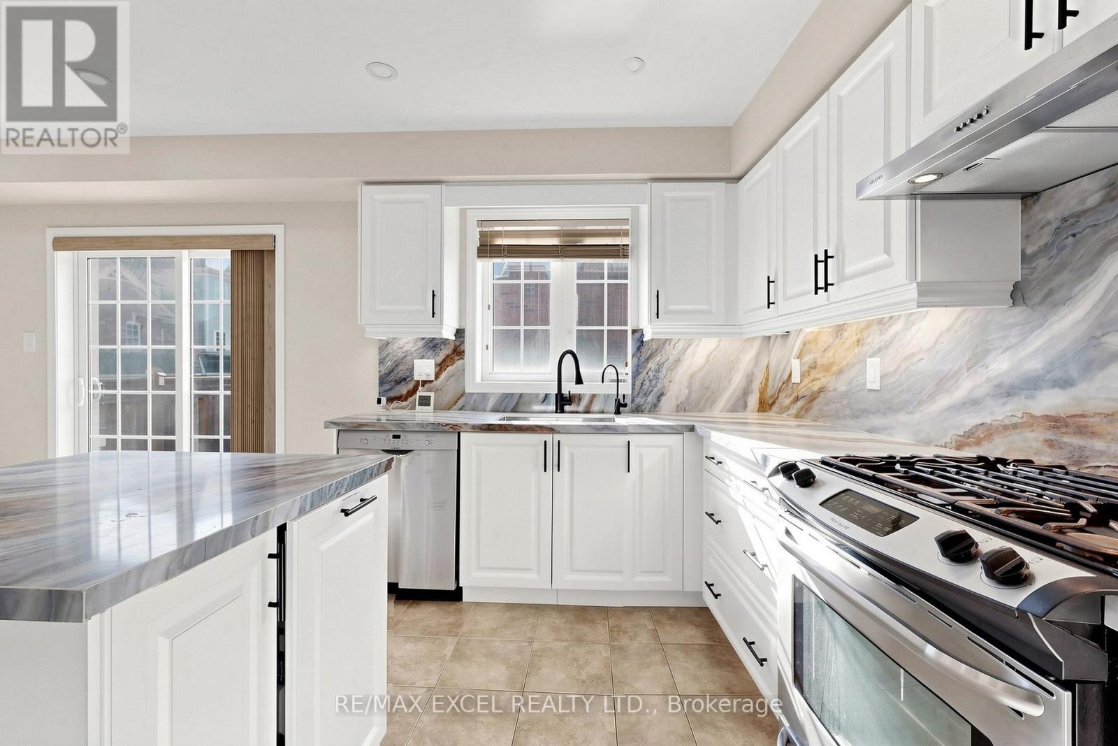 43 Eastern Skies Way, Markham, ON photo 13