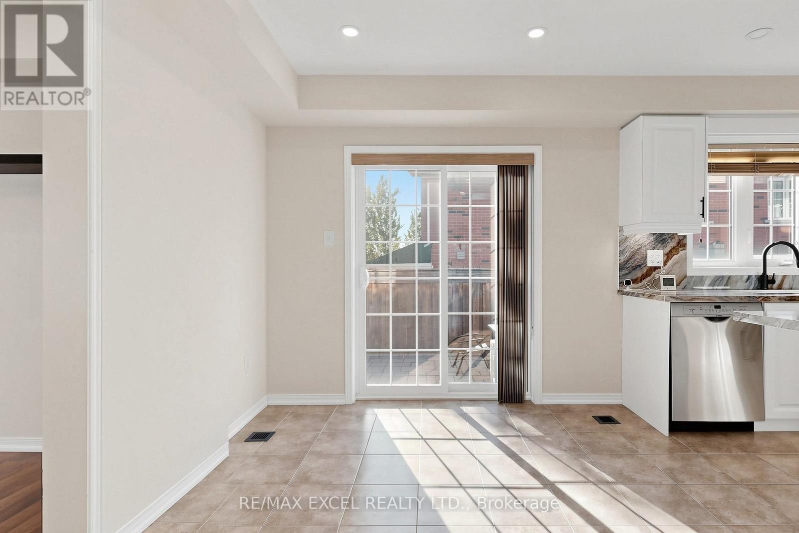 43 Eastern Skies Way, Markham, ON photo 16