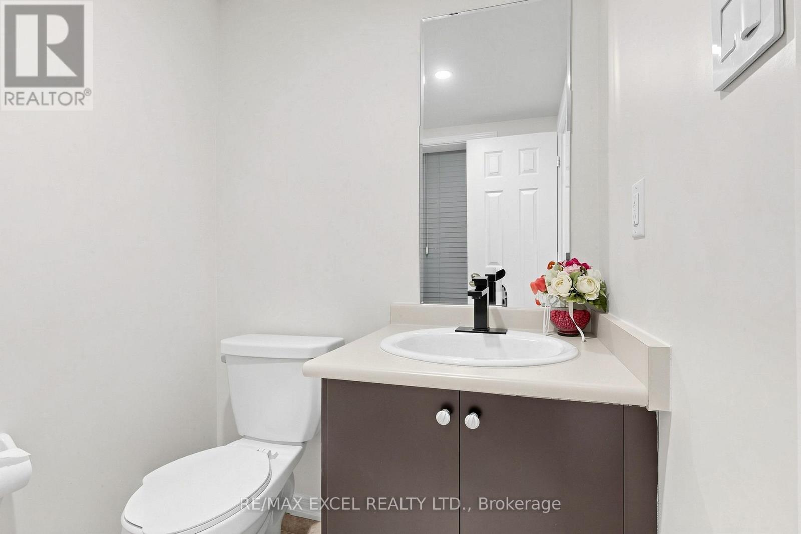 43 Eastern Skies Way, Markham, ON photo 18