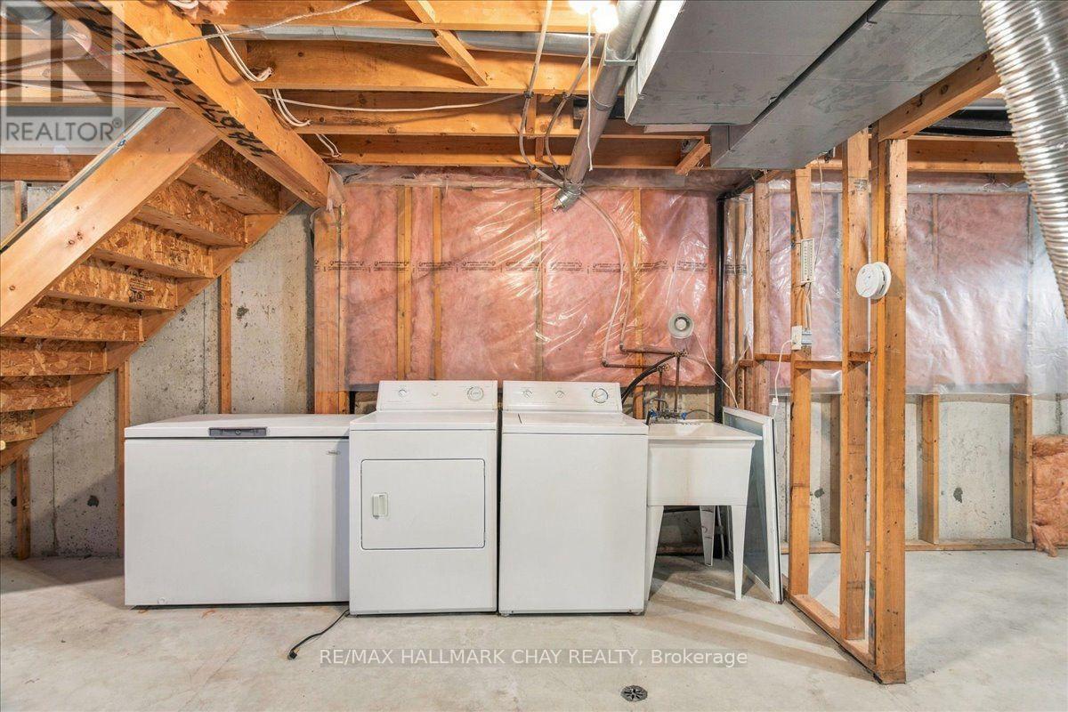 45 Bibby Court, Barrie photo 30