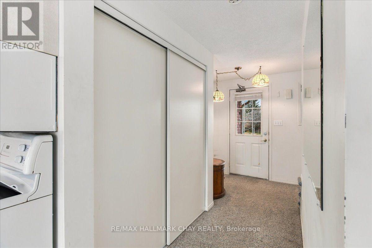 45 Bibby Court, Barrie photo 4