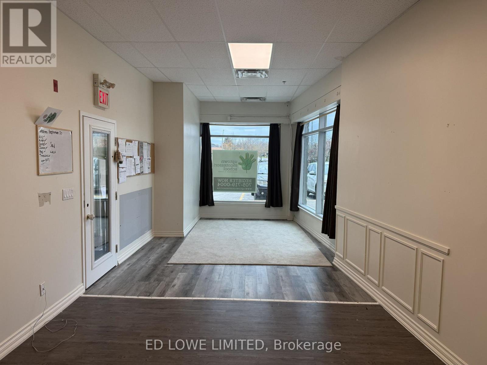 8 - 10a-555 Mapleview Drive, Barrie photo 10