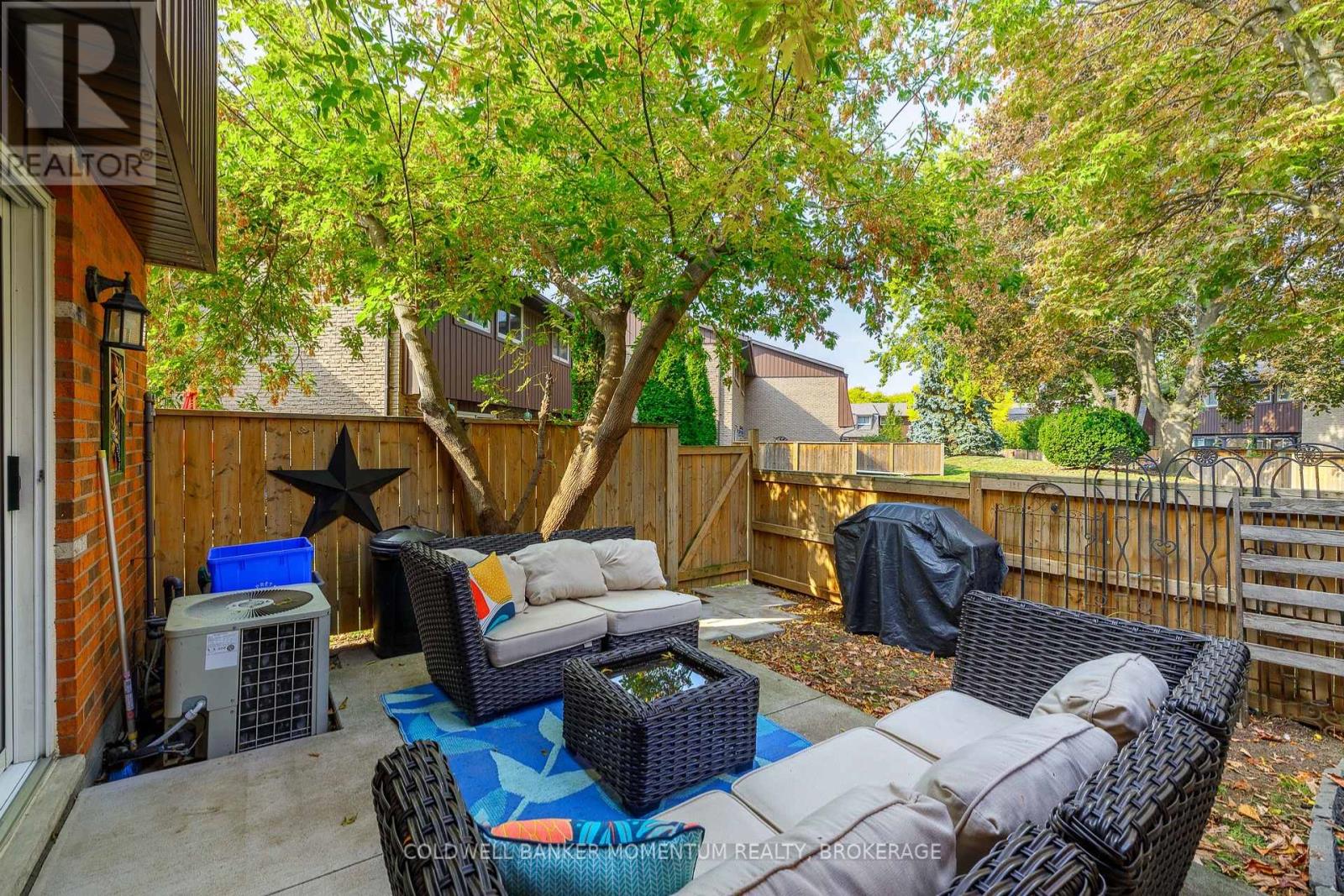 #11 151 LINWELL ROAD - 23