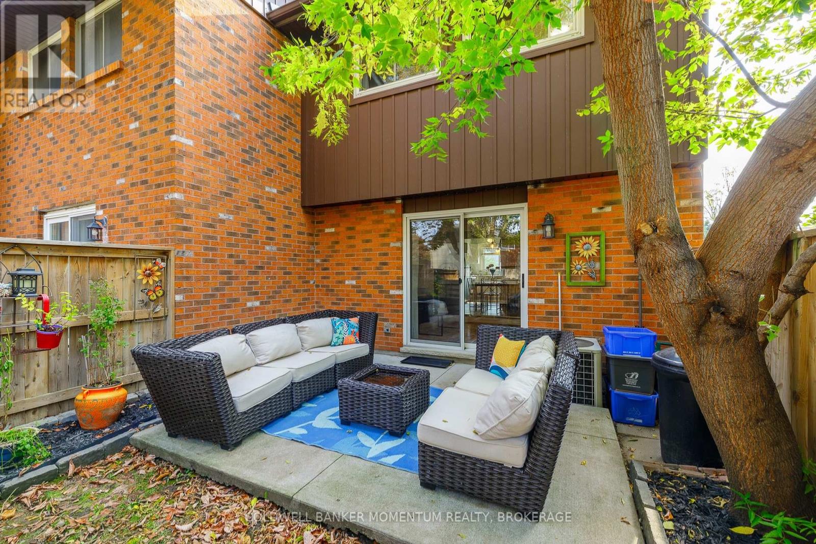 #11 151 LINWELL ROAD - 24