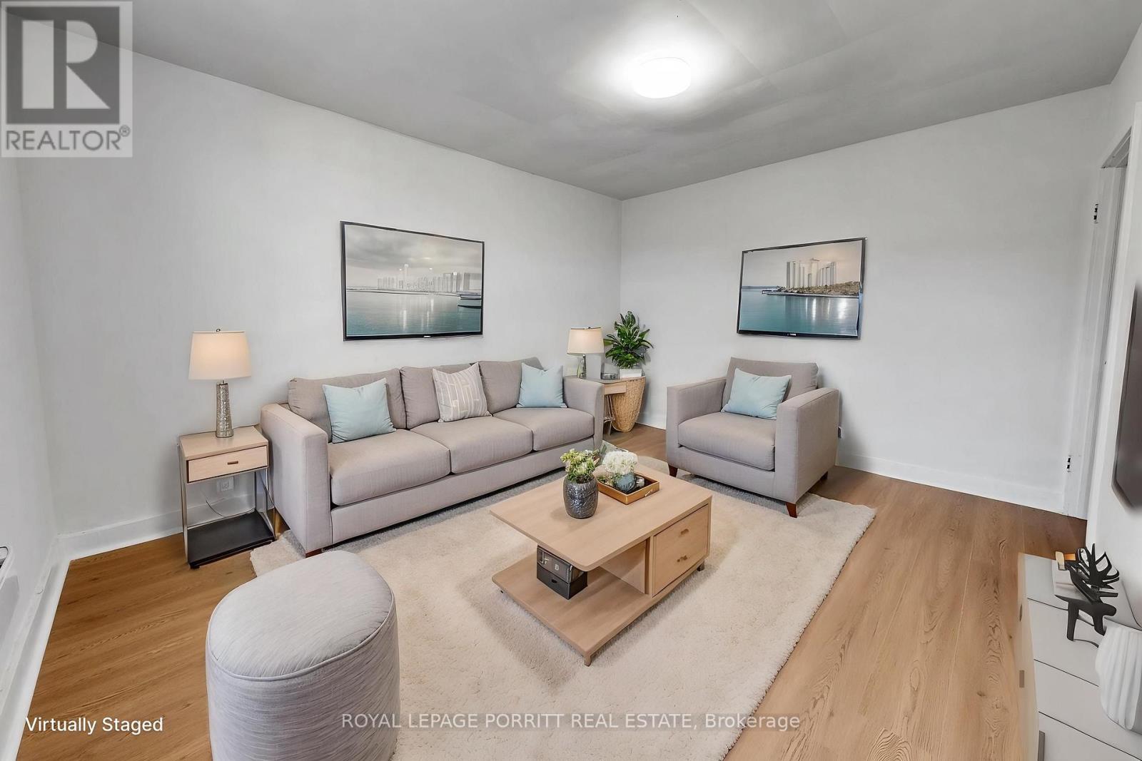 Photo of 3399A Lake Shore Boulevard
