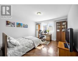 4 Donalbert Road, Toronto, ON M9B2E7 Photo 17