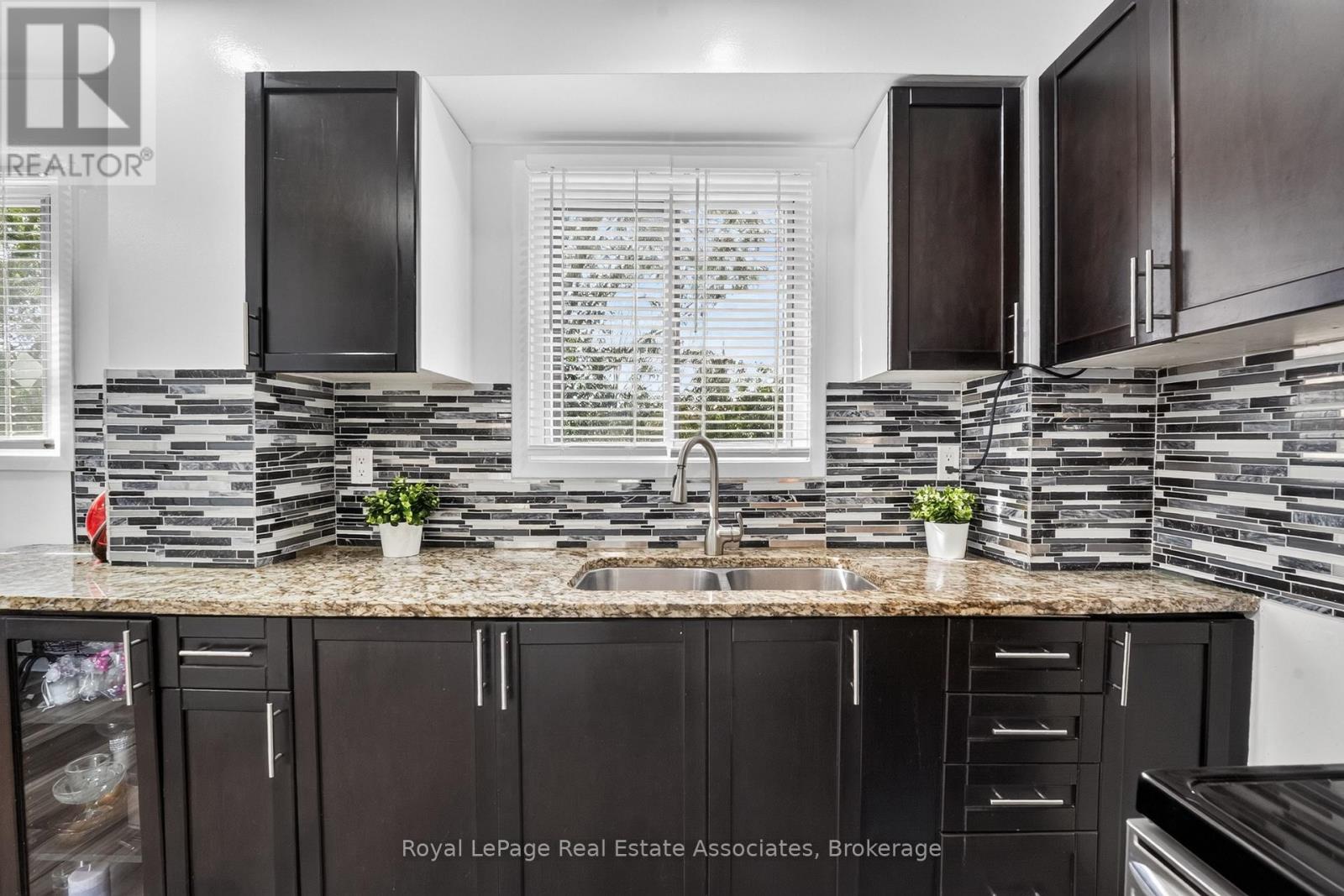 6 Ellerslie Road, Brampton, ON photo 12