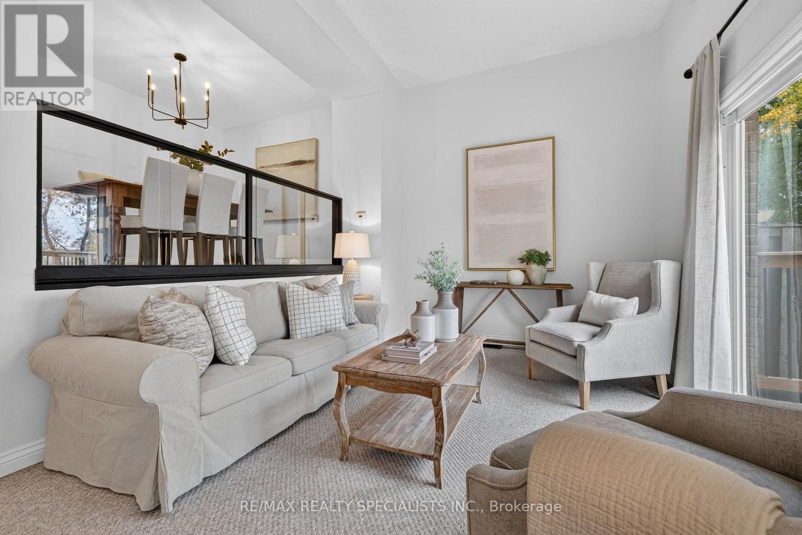 Photo of 25 - 661 CHILDS DRIVE