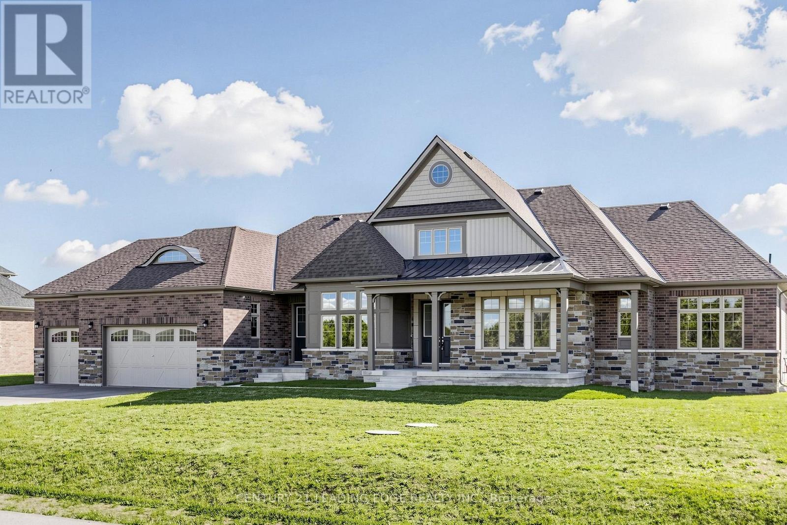 8 Skyvue Crescent, Quinte West, ON photo 1