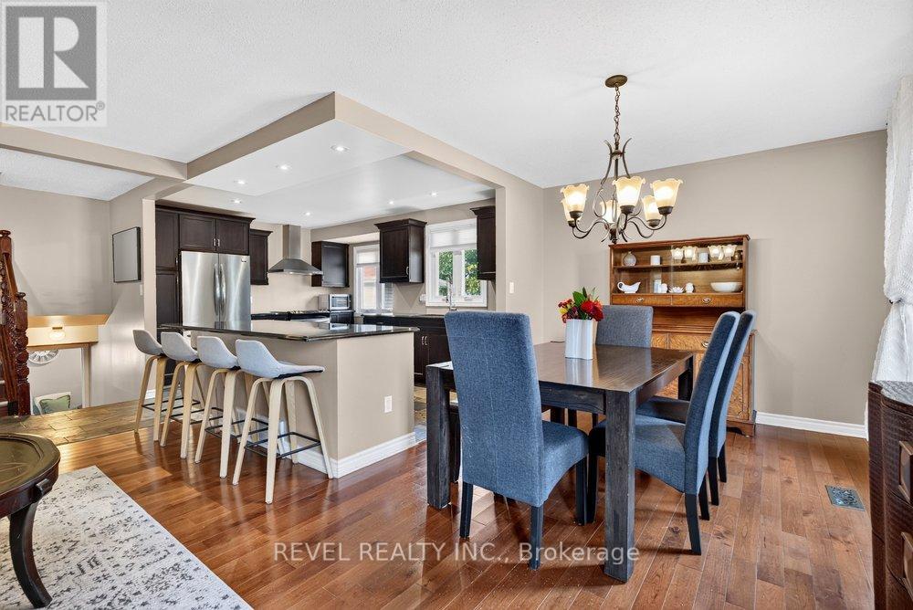 2 LORING Crescent, Hamilton, ON photo 12