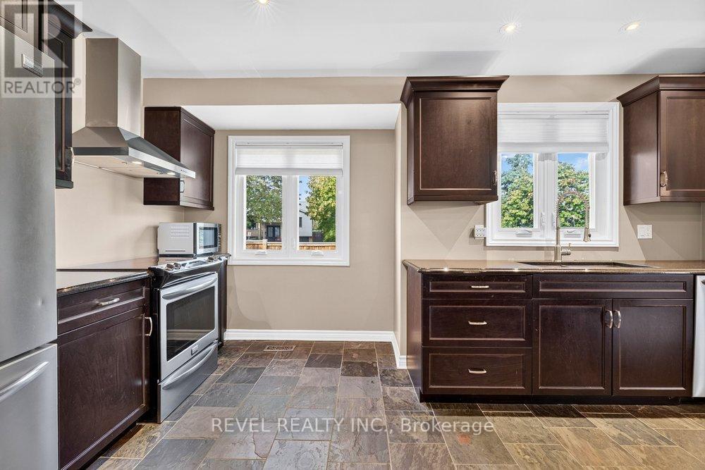 2 LORING Crescent, Hamilton, ON photo 18
