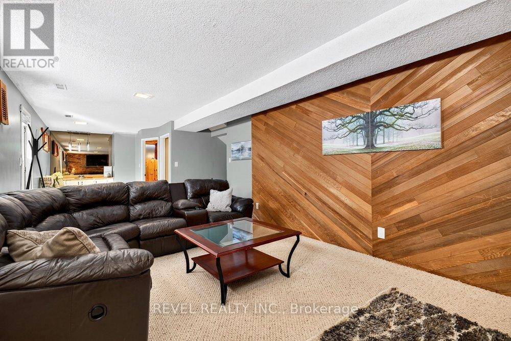 2 LORING Crescent, Hamilton, ON photo 31