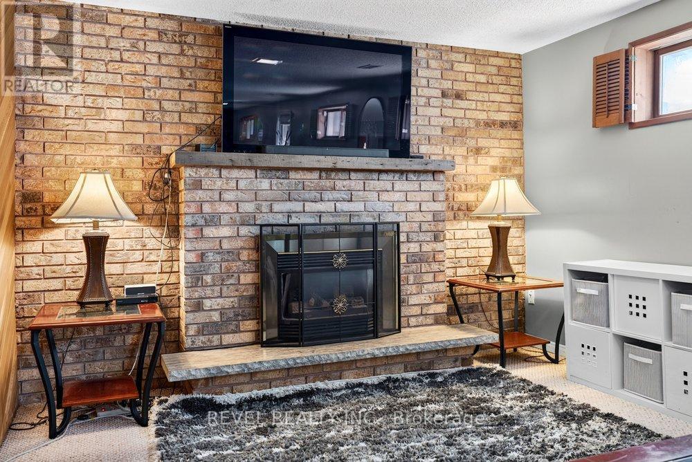 2 LORING Crescent, Hamilton, ON photo 34