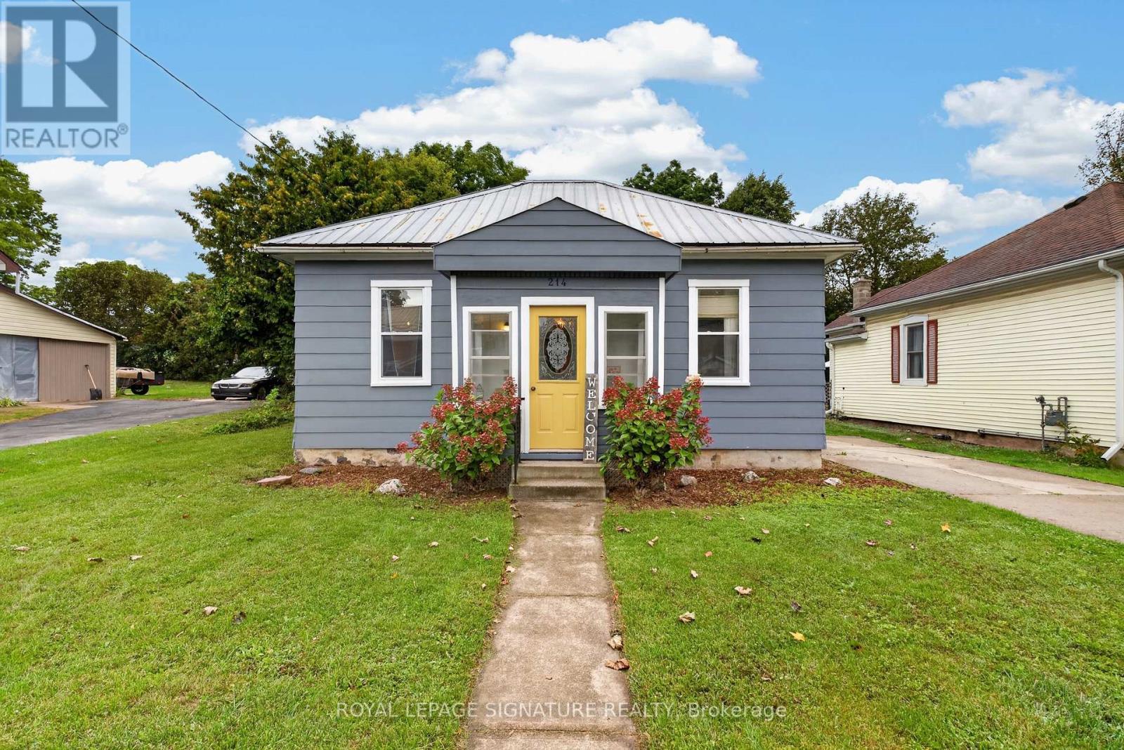 214 Edward Street, North Huron, ON photo 1