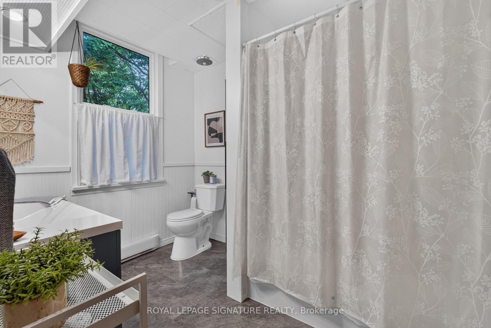 214 Edward Street, North Huron, ON photo 15