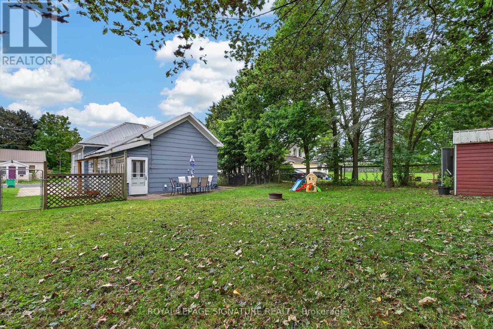 214 Edward Street, North Huron, ON photo 27