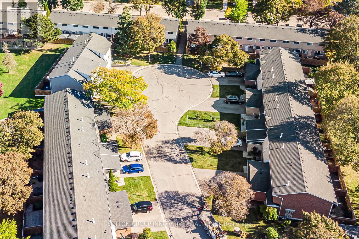 7- 100 St. Andrews Court, Hamilton, ON photo 3