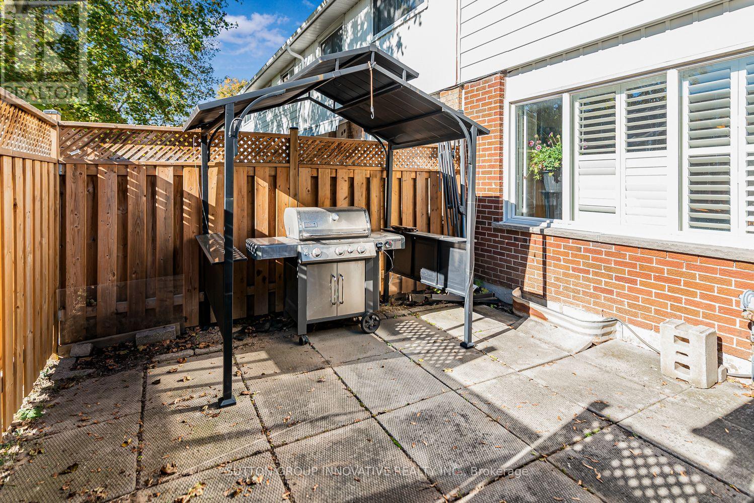7- 100 St. Andrews Court, Hamilton, ON photo 43