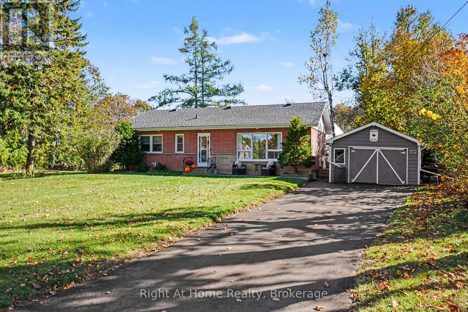 2661 Maple Grove Road, Cavan Monaghan, ON photo 2