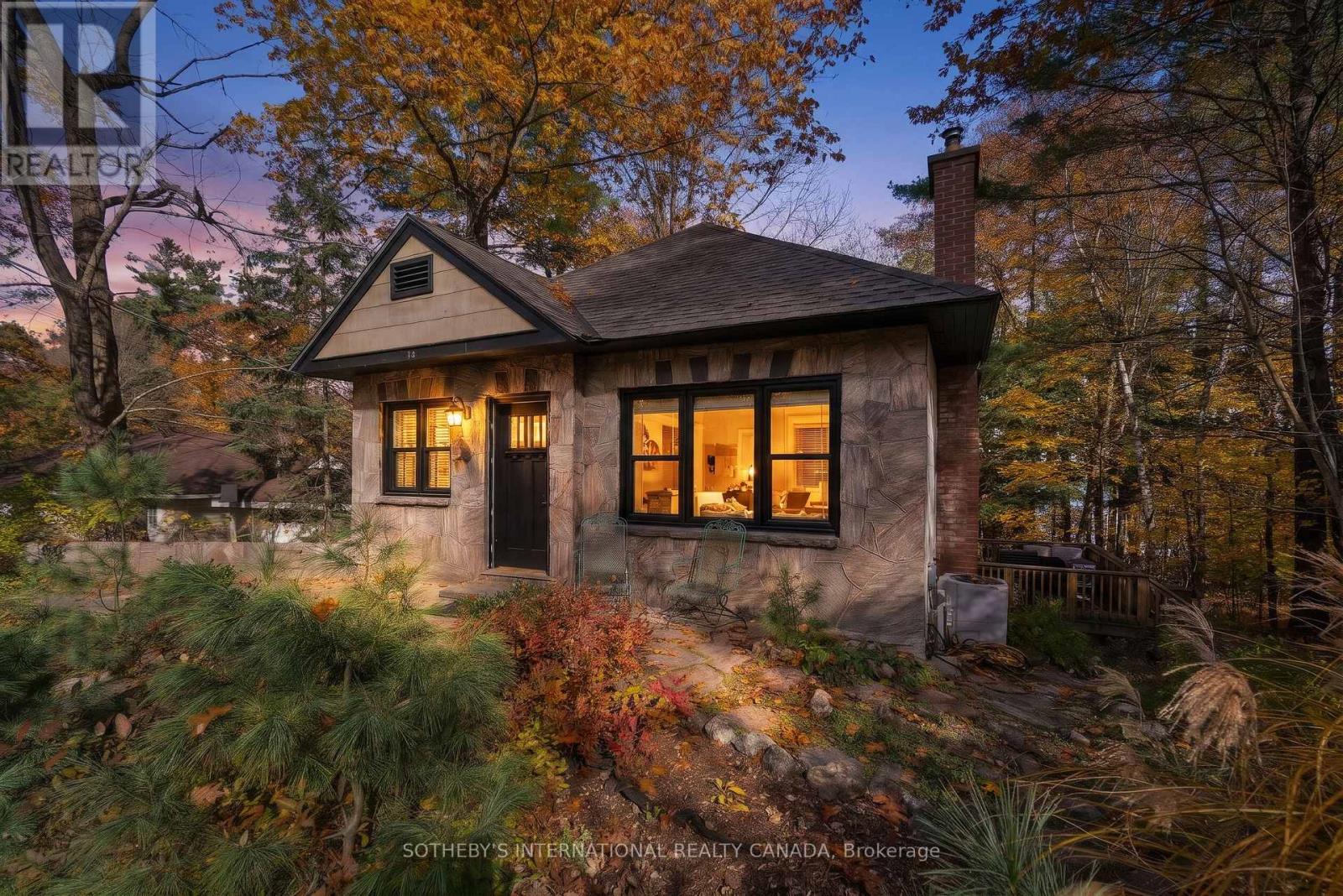 38 Joseph Street, Muskoka Lakes, ON photo 1