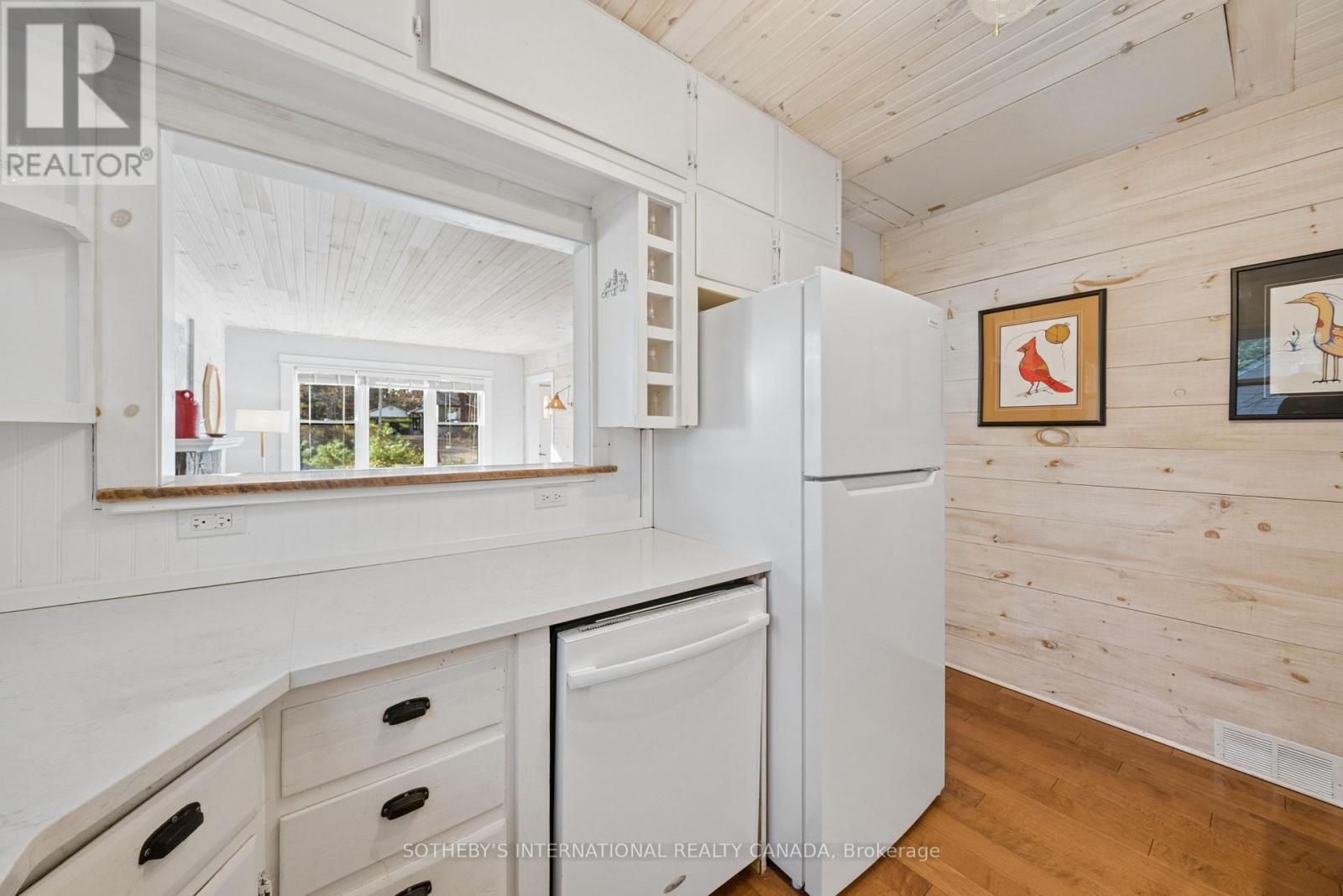 38 Joseph Street, Muskoka Lakes, ON photo 14