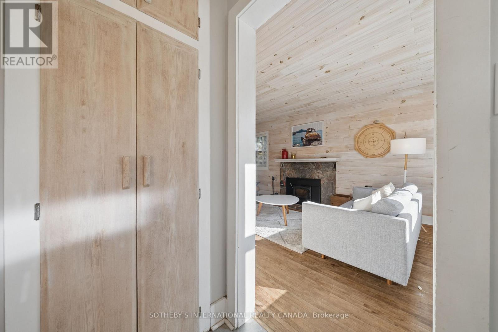 38 Joseph Street, Muskoka Lakes, ON photo 7