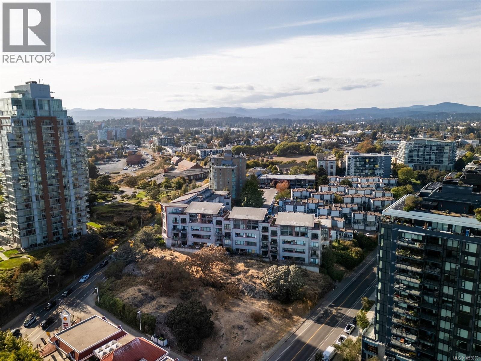 212 455 Sitkum Road, Victoria