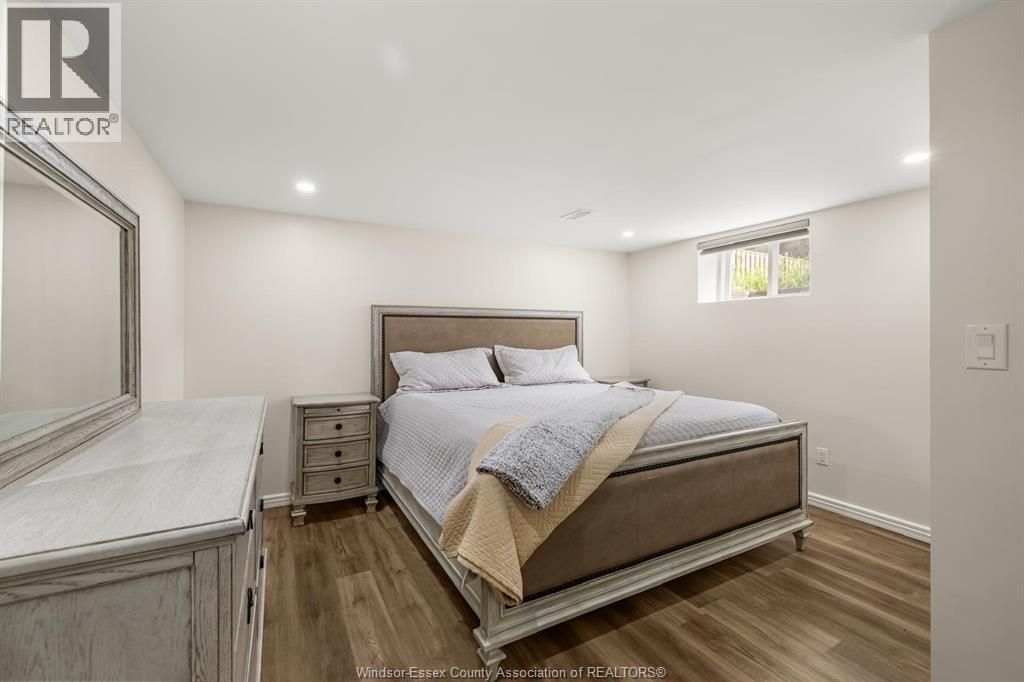 314 EAST RUSCOM RIVER Unit# LOWER, Lakeshore — photo 12
