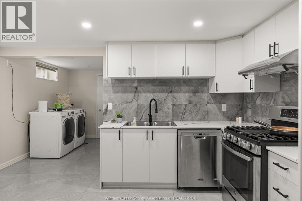314 EAST RUSCOM RIVER Unit# LOWER, Lakeshore — photo 7
