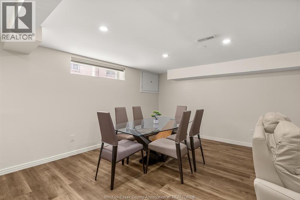 314 EAST RUSCOM RIVER Unit# LOWER, Lakeshore — photo 9