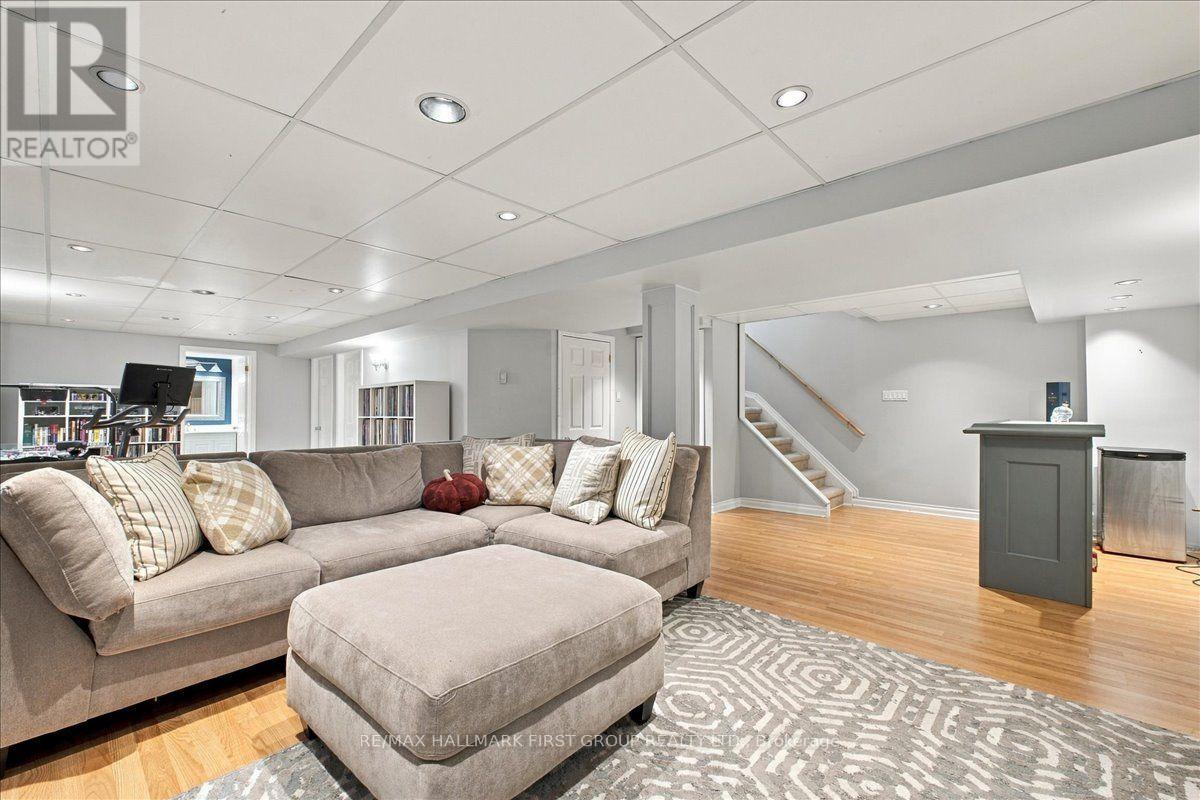 701 Cowan Circle, Pickering, ON photo 23