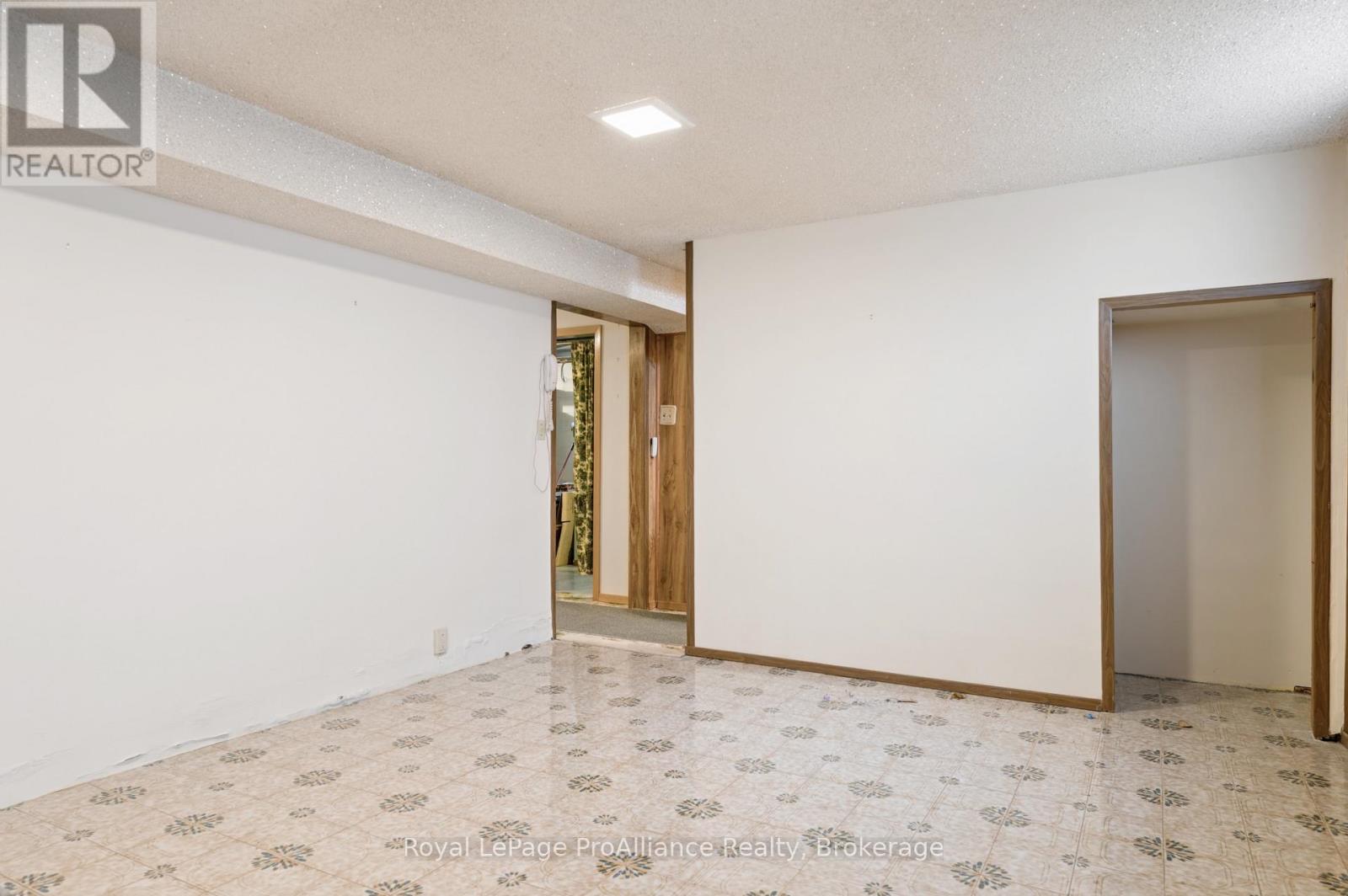 46 Lemoine Street, Belleville, ON photo 23