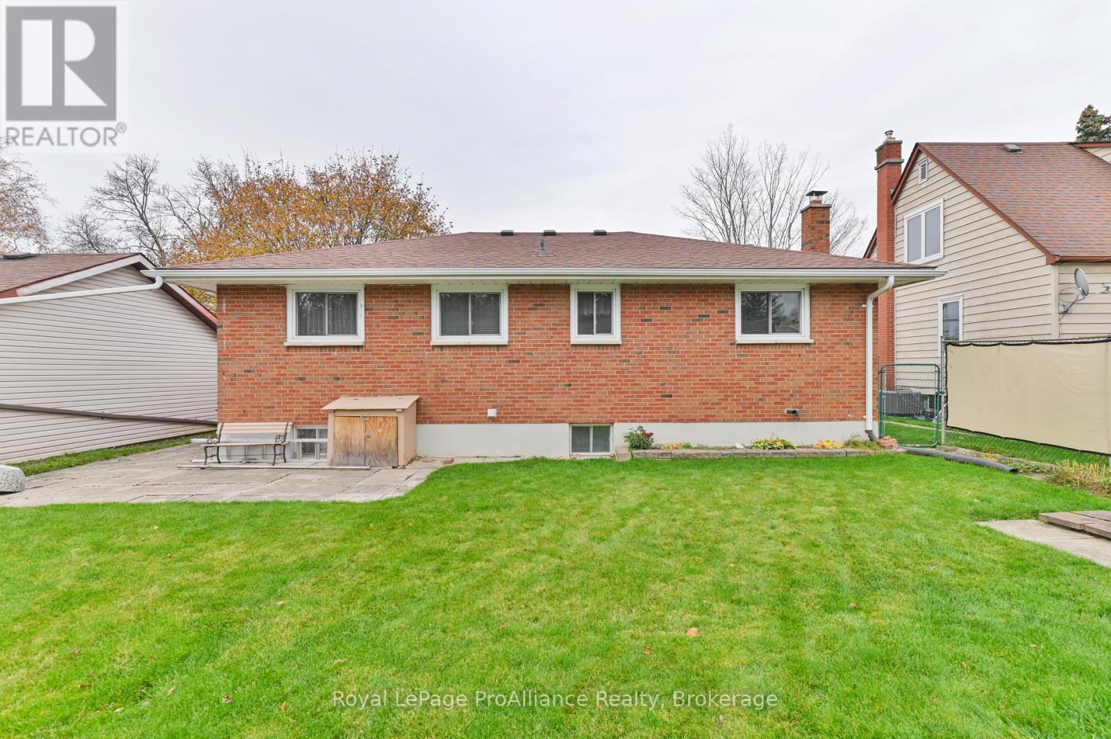 46 Lemoine Street, Belleville, ON photo 32