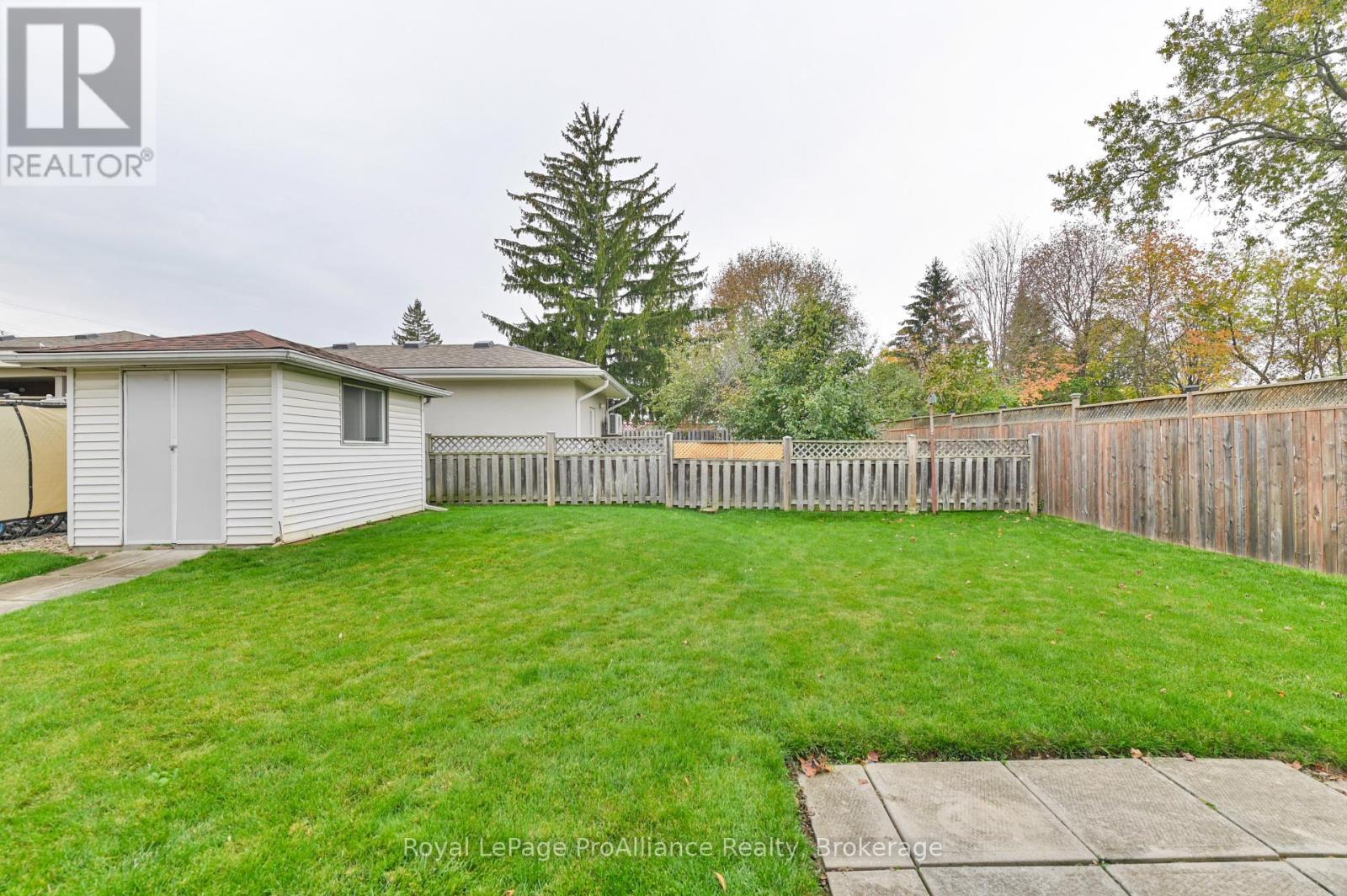 46 Lemoine Street, Belleville, ON photo 38