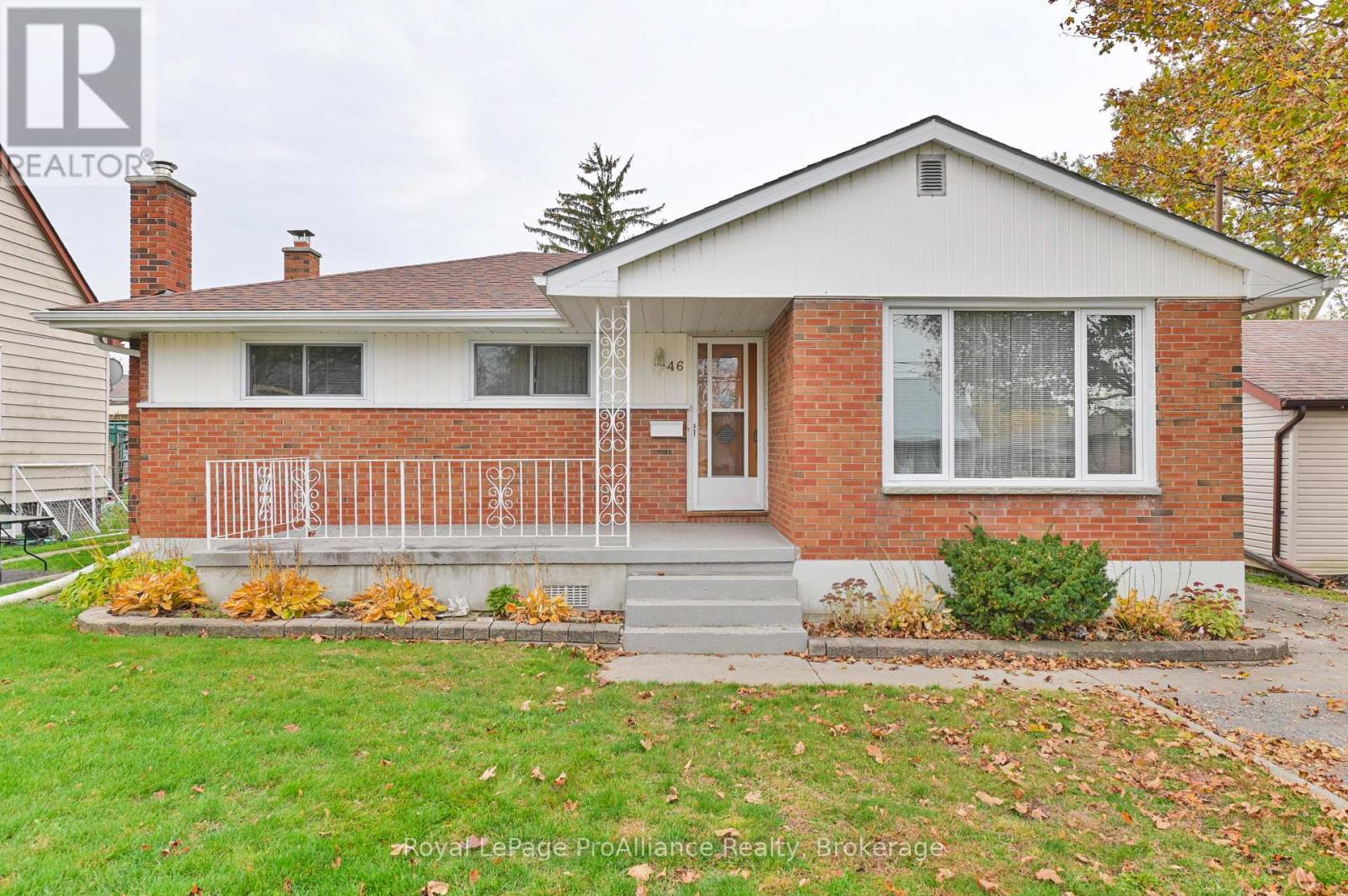 46 Lemoine Street, Belleville, ON photo 5