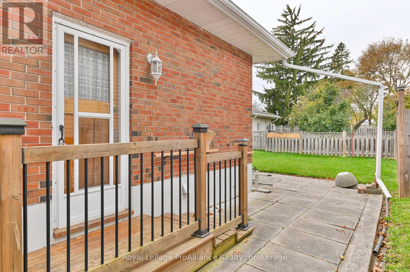 46 Lemoine Street, Belleville, ON photo 31