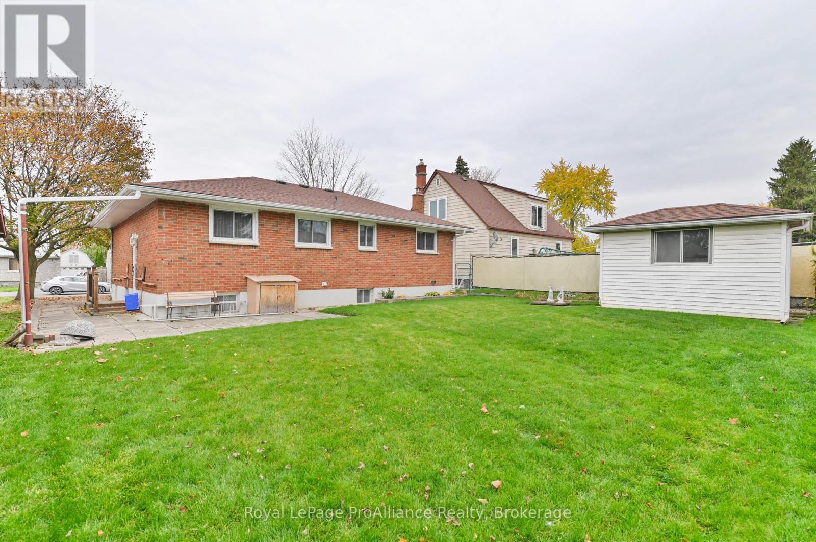46 Lemoine Street, Belleville, ON photo 37