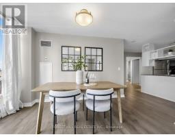 1710 - 381 Front Street W, Toronto, ON M5V3R8 Photo 10