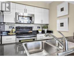 1710 - 381 Front Street W, Toronto, ON M5V3R8 Photo 15