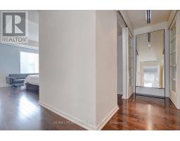3509 - 180 University Avenue, Toronto, ON M5H0A2 Photo 8
