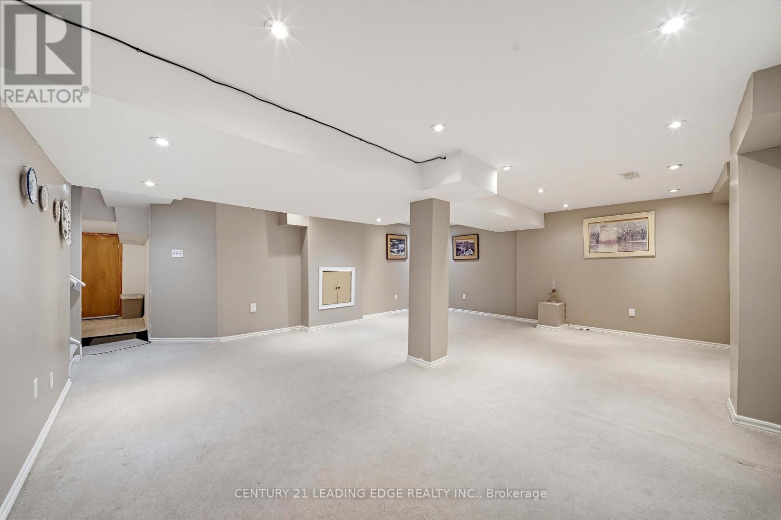 75 Howlett Crescent, Ajax, ON photo 33