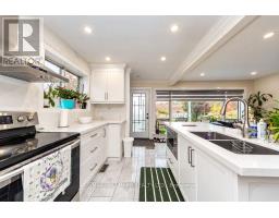 36 Huddleston Court, Toronto, ON M1L4L2 Photo 14