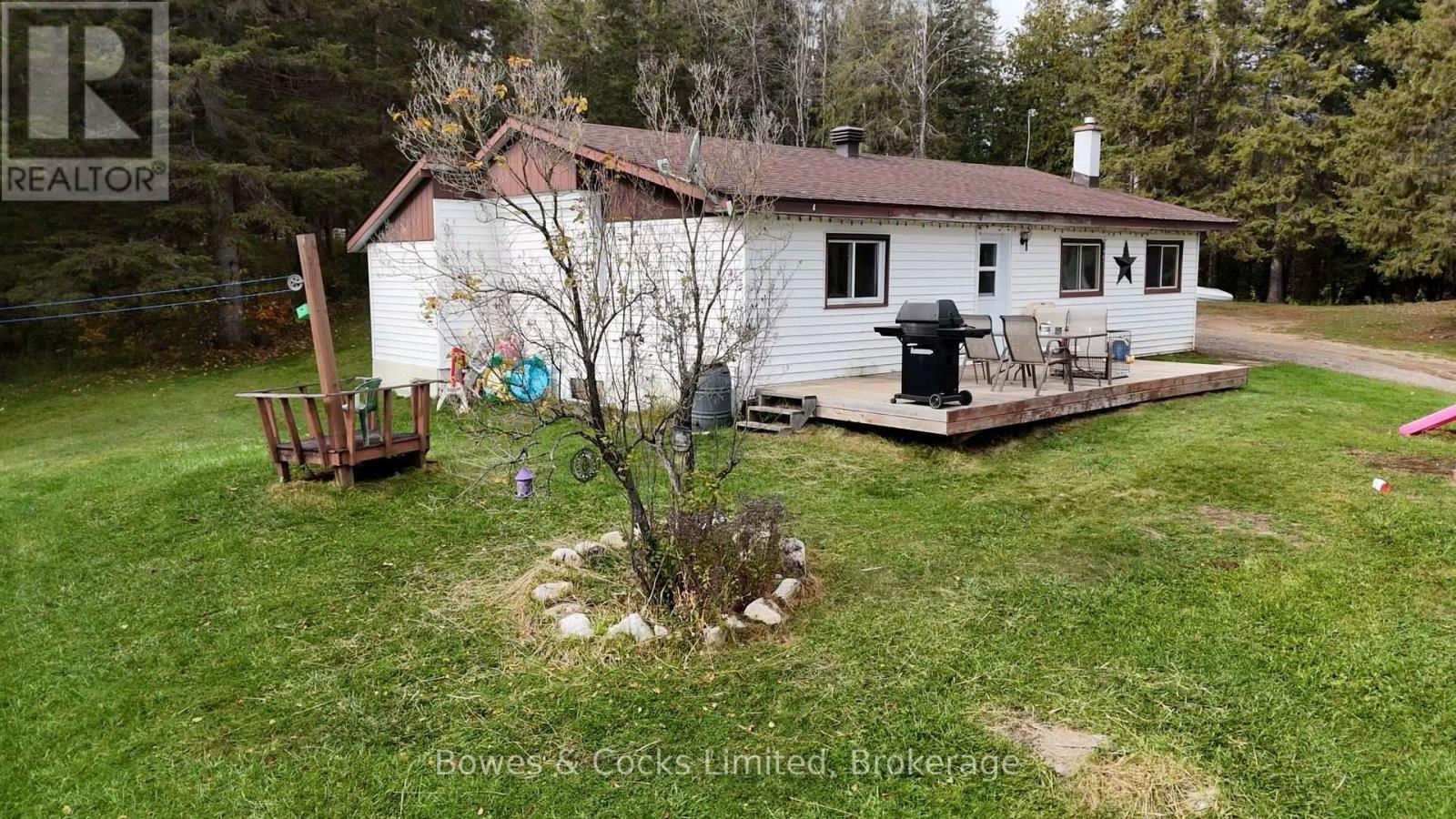 1046 Detlor Road, Bancroft, ON photo 4