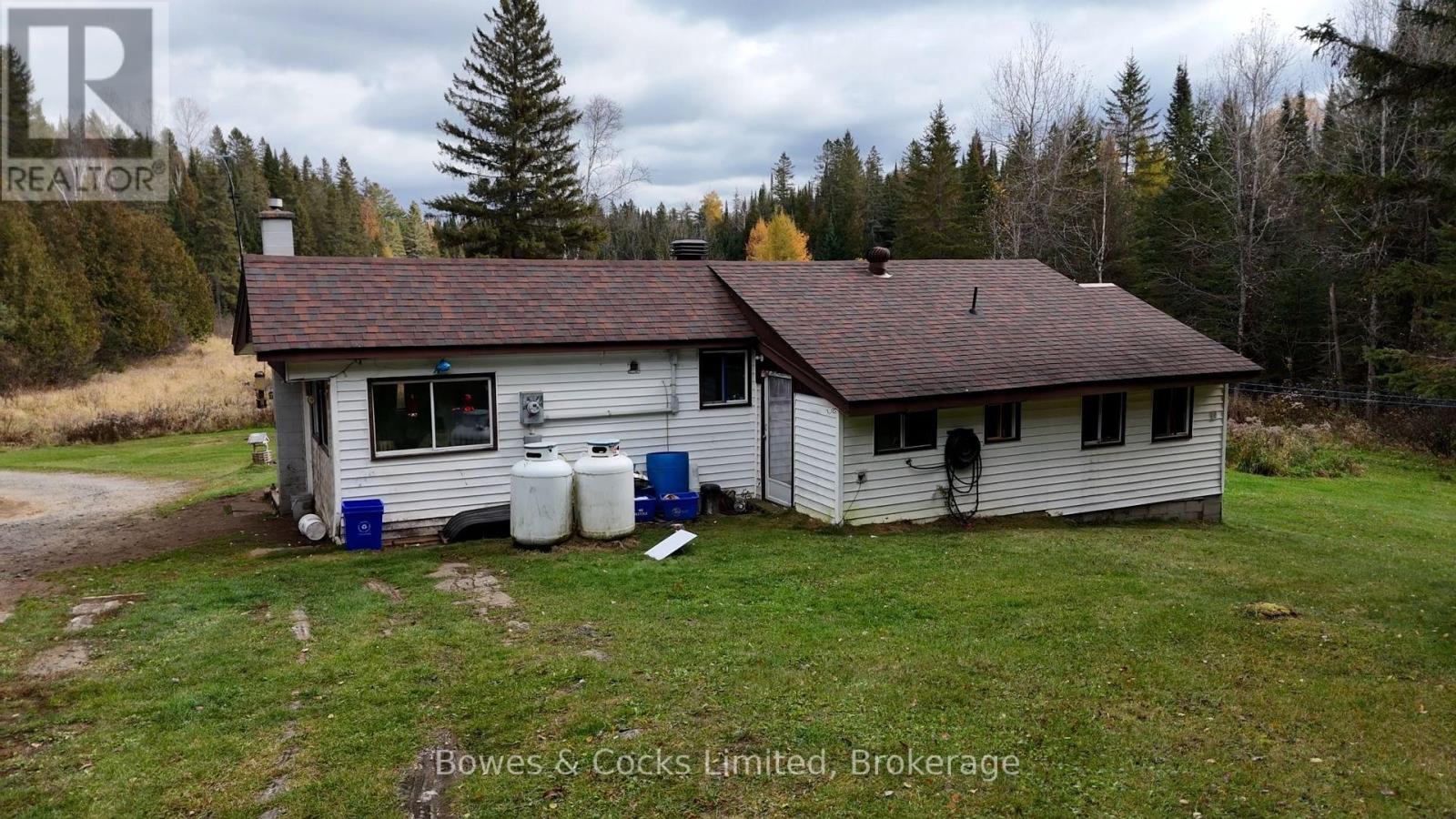 1046 Detlor Road, Bancroft, ON photo 5
