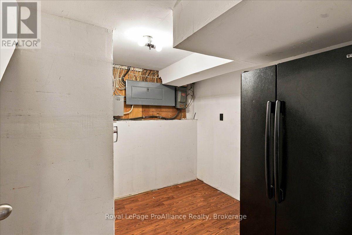 29 Barry Road, Quinte West, ON photo 26