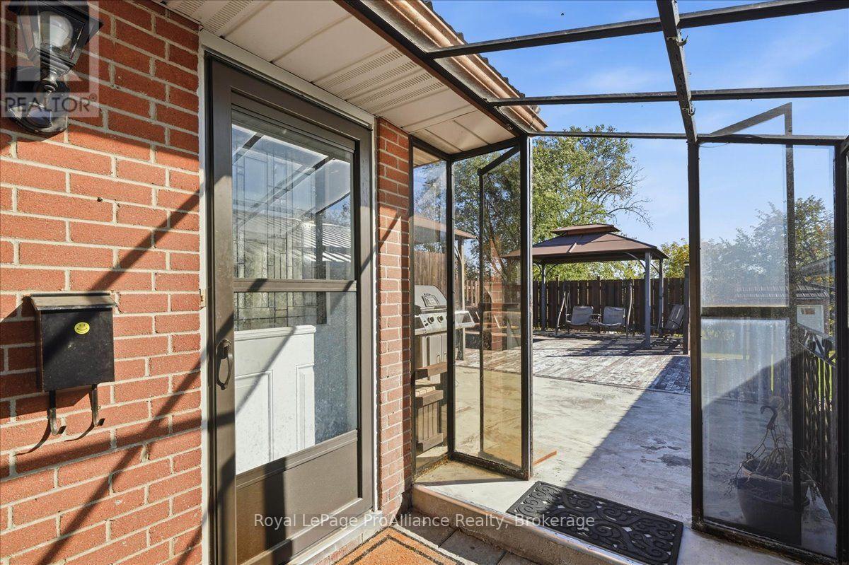 29 Barry Road, Quinte West, ON photo 28