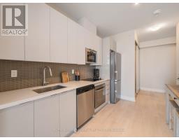 Bathroom - 1305 - 2916 Highway 7 Road, Vaughan, ON L4K0K6 Photo 6