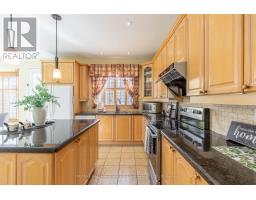 Family room - 75 Winston Castle Drive, Markham, ON L6C2B5 Photo 6